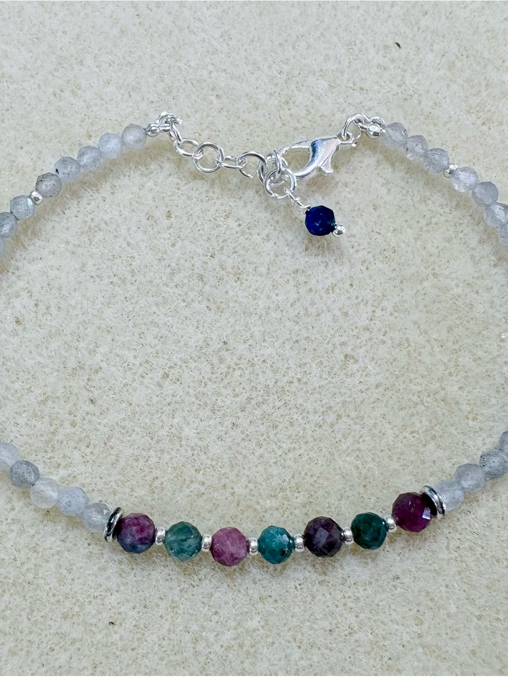Multi-Colored Sapphire  Beaded Labradorite Bracelet with Silver Accents 7,25 inc